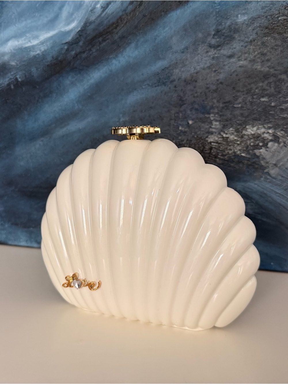 Rare vintage Chanel Clamshell crossbody bag